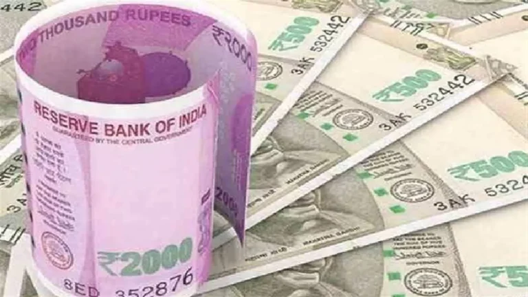 04_10_2024-rupees_23809566_123558957