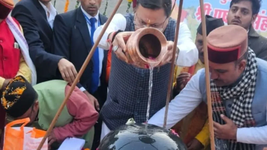 लाखामंडल के विकास के लिए तैयार होगा मास्टर प्लान, CM धामी बोले— बद्रीनाथ-केदारनाथ की तर्ज पर होगा भव्य पुनर्निर्माण