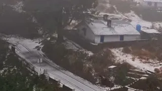 पंगोट में बर्फबारी, नैनीताल में ठंड बढ़ी; गणतंत्र दिवस पर 25 हजार से अधिक पर्यटक पहुंचे